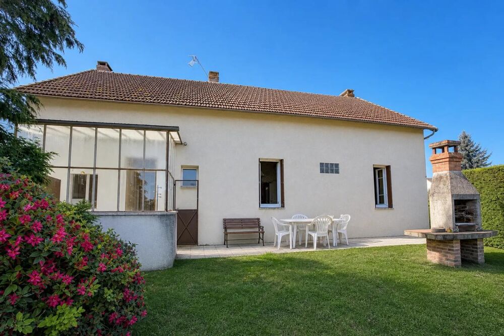 Propriété rare avec piscine et tennis sur 1,6 ha