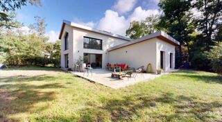  Maison à louer 5 pièces 176 m²