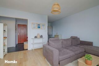 Vente Appartement Villeurbanne Croix-Luizet – T2 rénové de 45 m² en dernier étage avec vue dégagée, parking et cave Villeurbanne