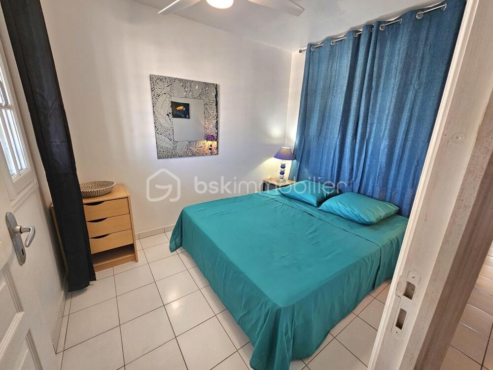 APPARTEMENT T2- LE SAVANNAH- BORD DE MER- VUE LAGON