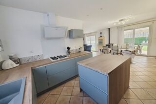  Maison � vendre 6 pi�ces 208 m�