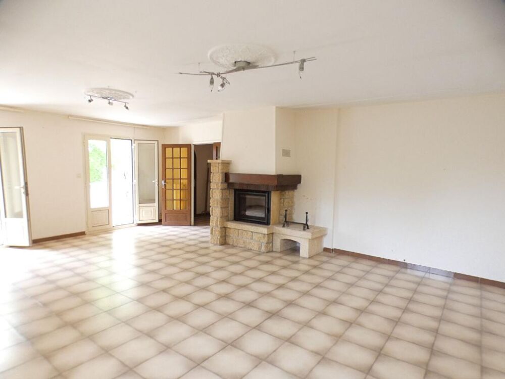 Vente Maison Maison Cublac 4 chambres avec parc arboré clos Cublac