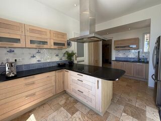  Maison à vendre 12 pièces 280 m²