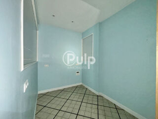  Immeuble � vendre 15 + pi�ces 214 m�