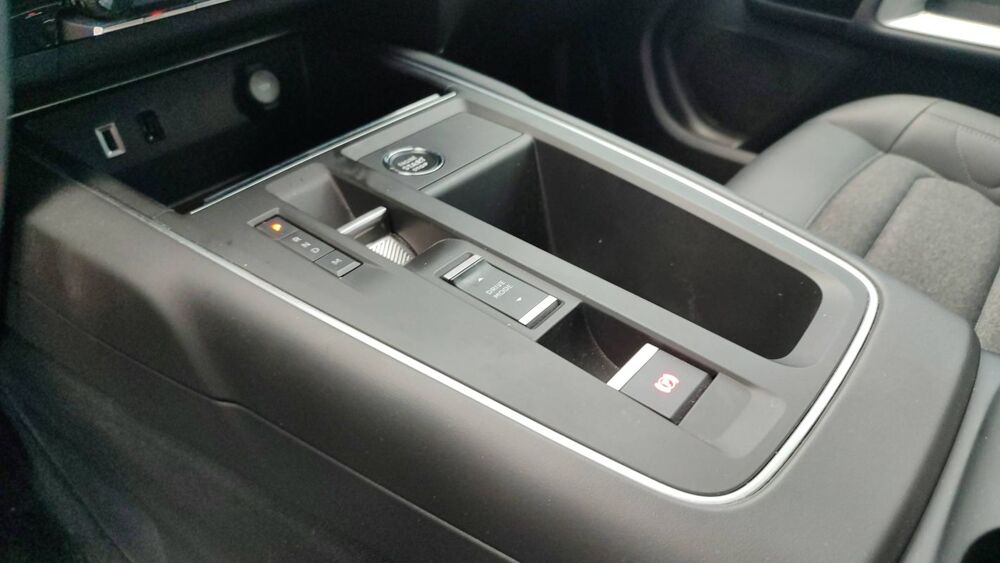 C5 aircross 1.2 Hybrid 136 e-DSC6 Plus - Automatique Entretien construct 2024 occasion 35000 Rennes