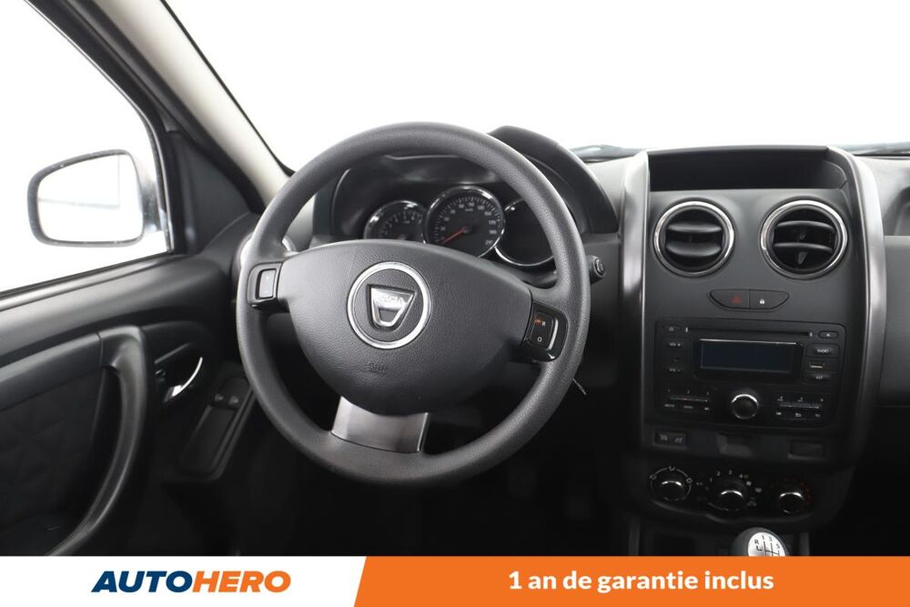 Duster 1.2 TCe Laureate 4x2 125 ch 2016 occasion 92130 Issy-les-Moulineaux