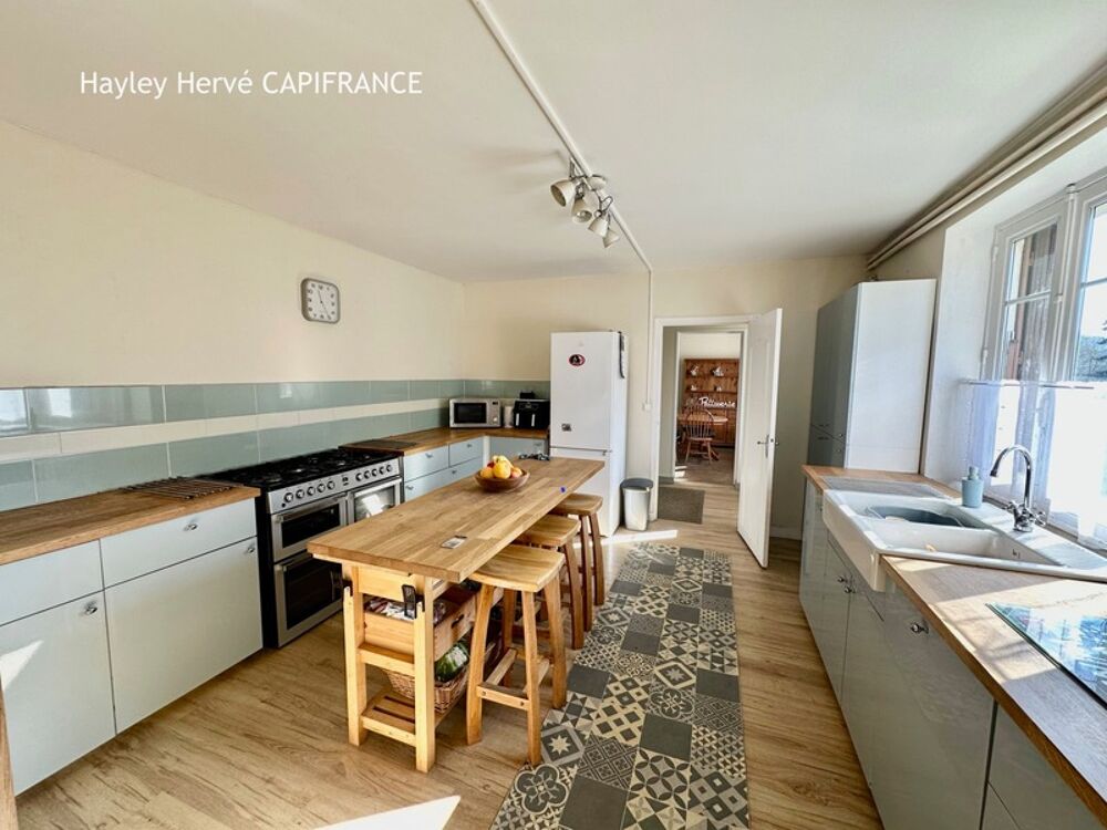 Propriété À VENDRE avec maison et gîte indépendant, dépendances et terrain de 5 000 m²  Mortain LE NEUFBOURG (50) - Mortain