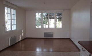  Immeuble  vendre 15 + pices 372 m