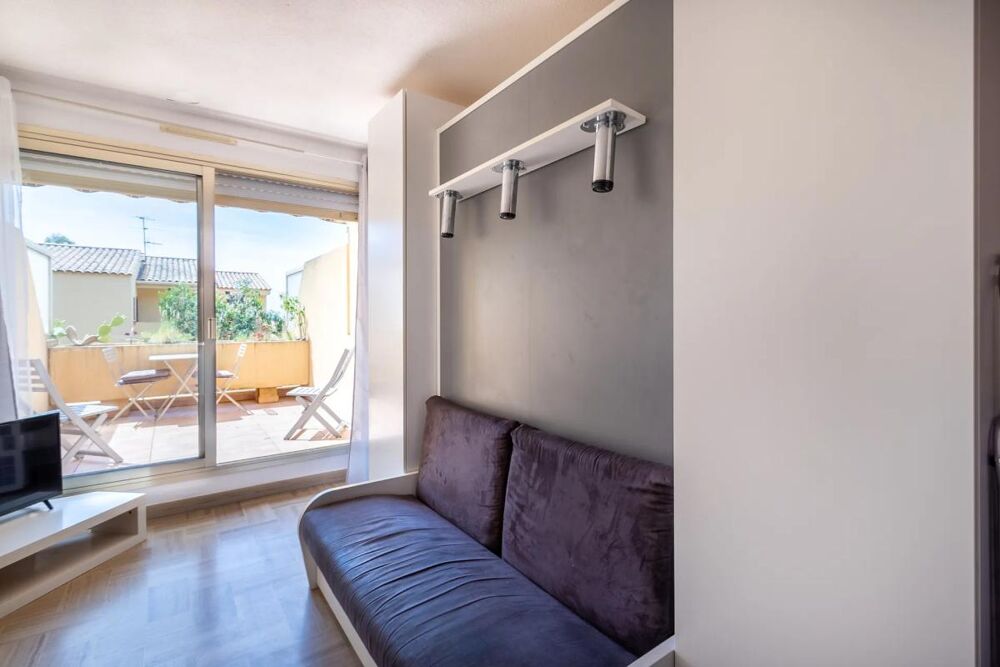 Vente Appartement Studio de 1 pièce de 19 m² situé au  Lavandou Le lavandou