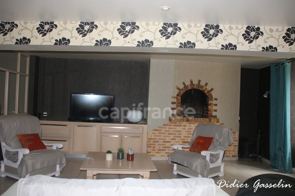 Vente Maison Maison à vendre 6 pièces  (28) Nogent le rotrou
