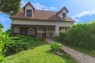  Maison  vendre 8 pices 196 m