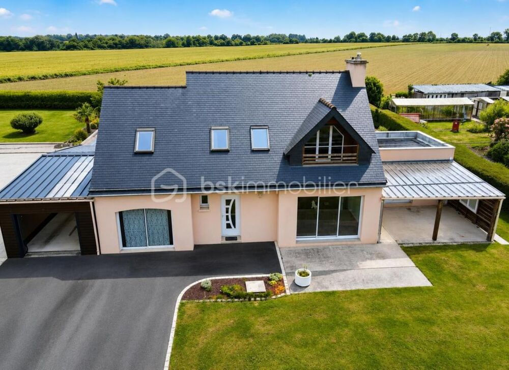 Maison familiale 118 m² avec vie de plain-pied et piscine
