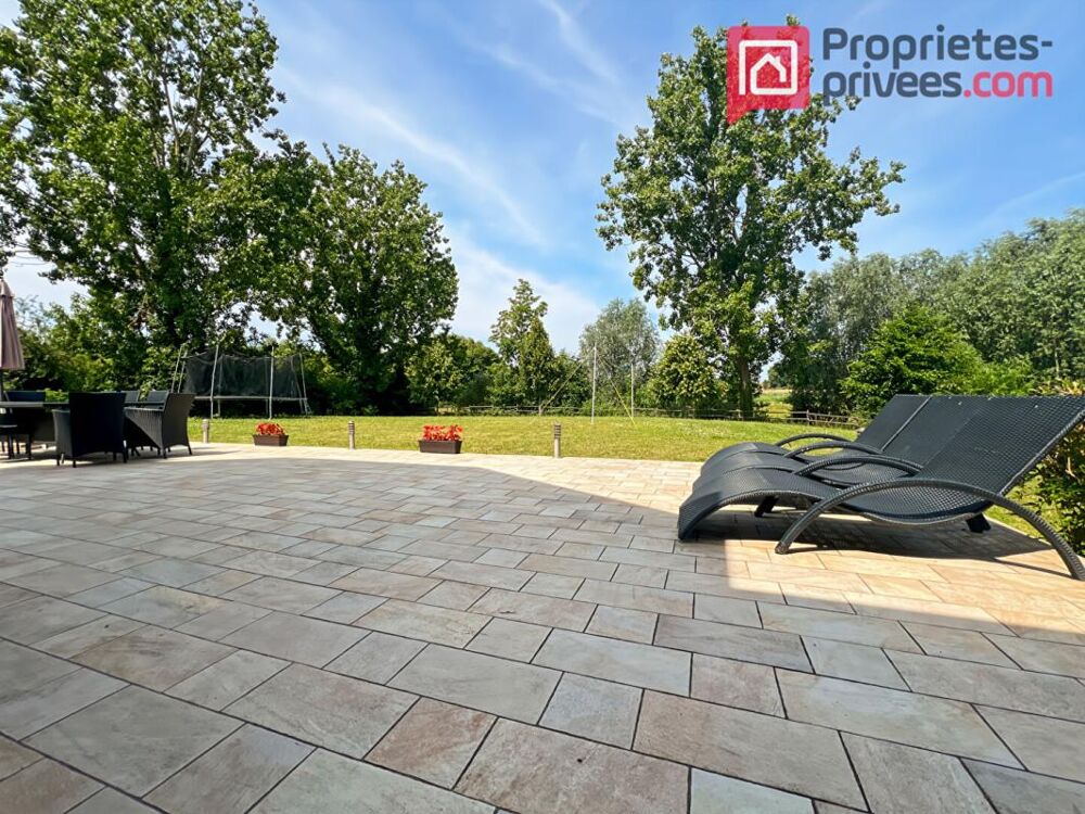 à vendre  Propriété/château Houplines (59116)