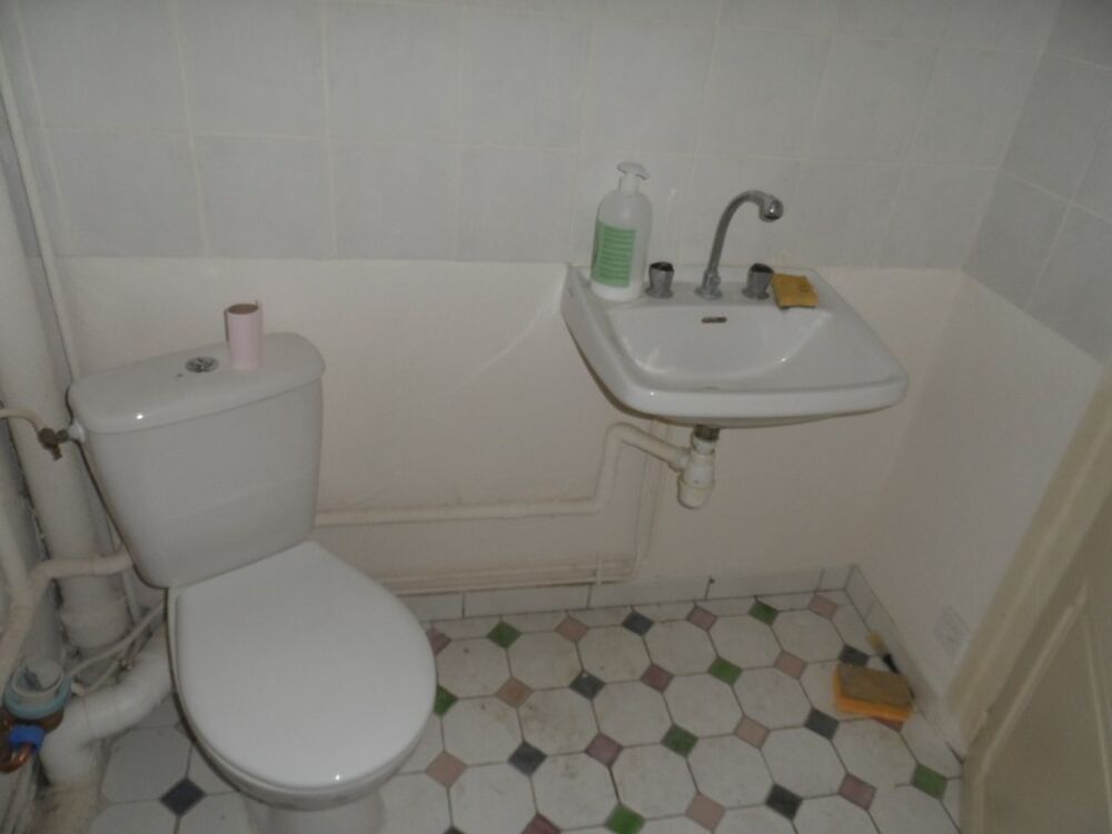 Appartement à vendre 5 pièces NERIS LES BAINS (03)
