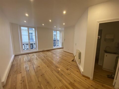 BUREAUX / ELYSEES 7605 75008 Paris