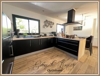  Maison  vendre 12 pices 230 m