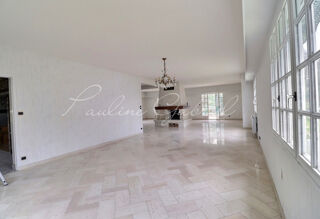  Maison � vendre 9 pi�ces 265 m�