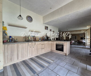  Maison à vendre 9 pièces 205 m²