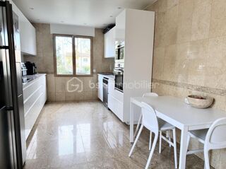  Villa  vendre 5 pices 180 m