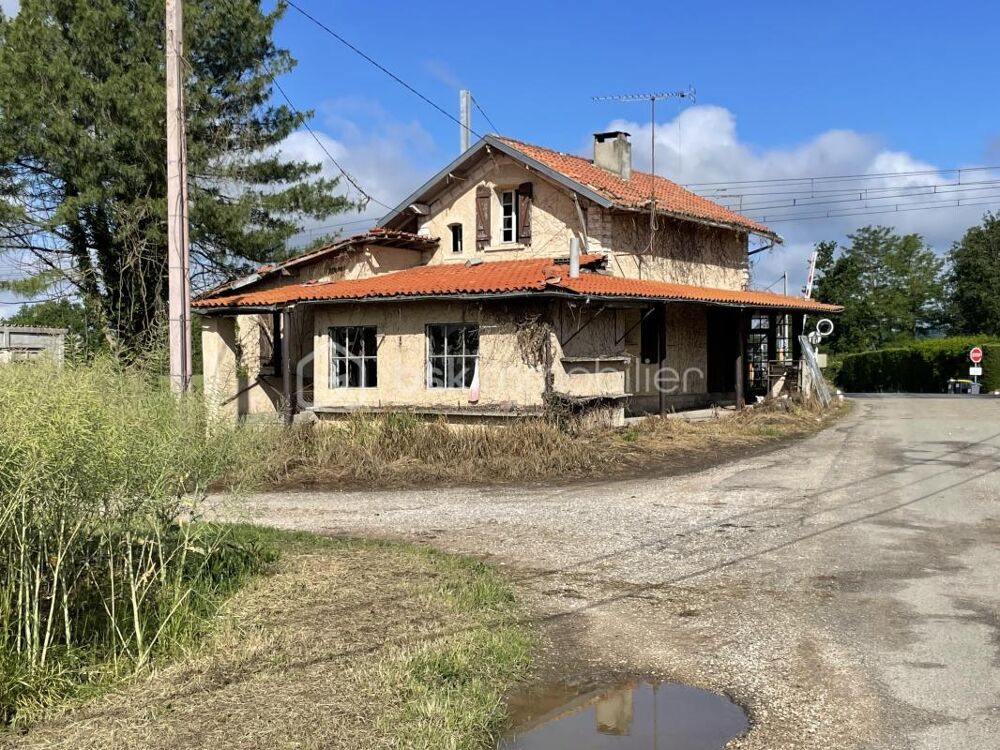 Vente Maison Bien rare, petit prix, maison de passage à niveaux à rénover entièrement Montauban