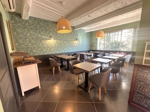   A vendre VAR (83), FDC avec MURS, hotel de charme 3*** climatisé 15 CH, restaurant, 7 mois d'activité CA 220KE 