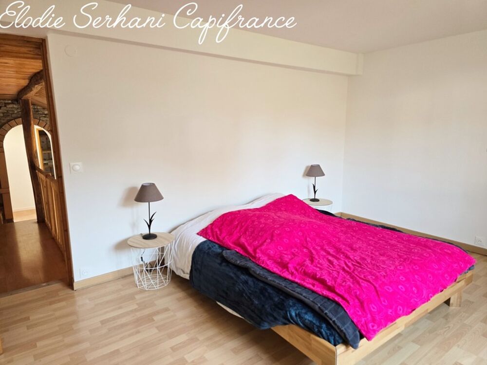 Vente Maison Maison de caractère T6 d'environ 180m2 + 166m2 de grange à Montenois Montenois
