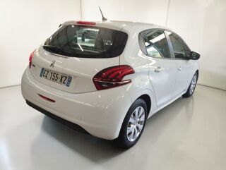 208 AFFAIRE1.6BLUE HDI 75 STE PREMIUM PK 2018 occasion 06640 Saint-Jeannet