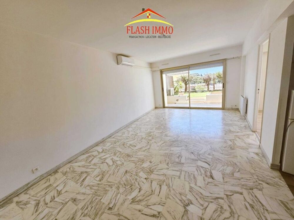 Vente Appartement Mougins grand 2p 50m2 RDJ surélevé vue dégagée au calme Mougins