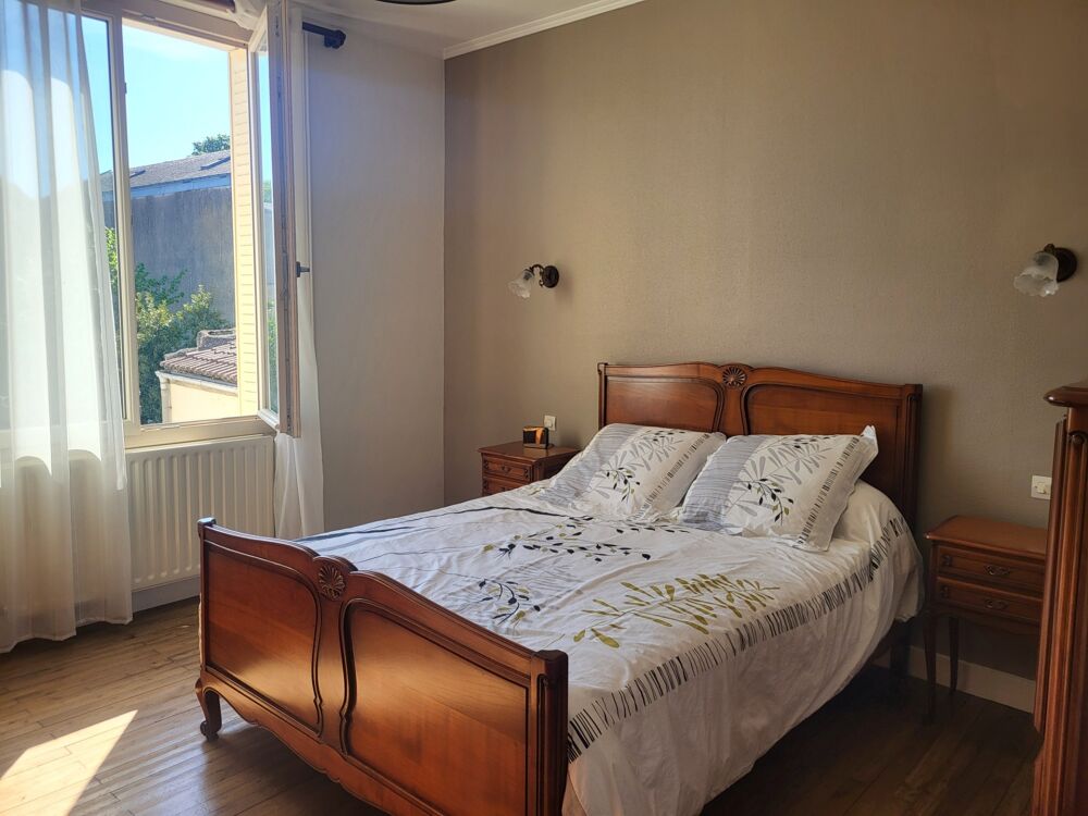Vente Maison Maison à vendre 5 pièces AIRVAULT (79) TERRAIN 148 m² Airvault