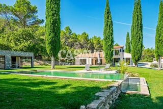  Propriété/château à vendre 6 pièces 210 m²