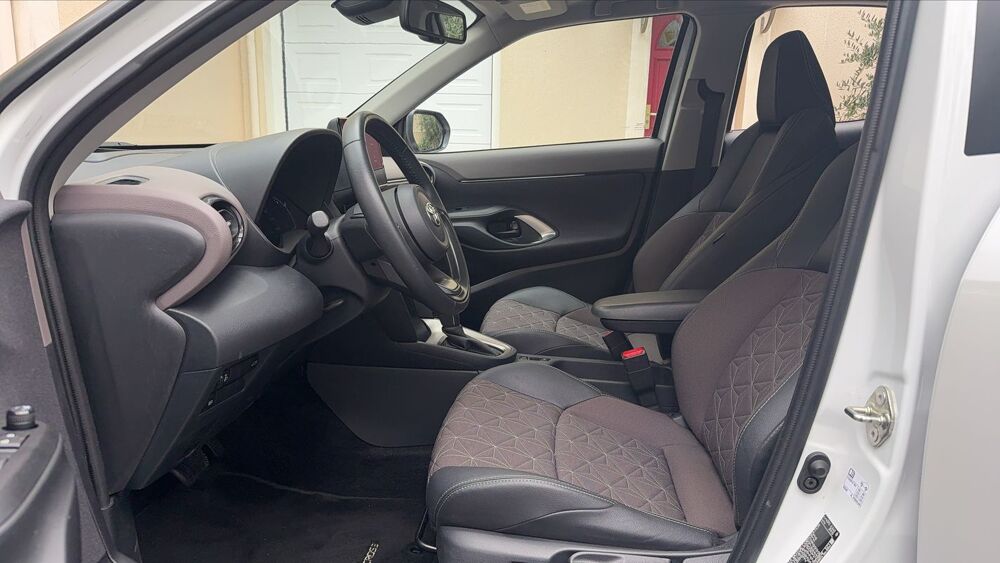 Yaris Cross IV 1.5 116 Hybrid E-CVT Collection - Entretien constructeur 2023 occasion 94500 Champigny Sur Marne