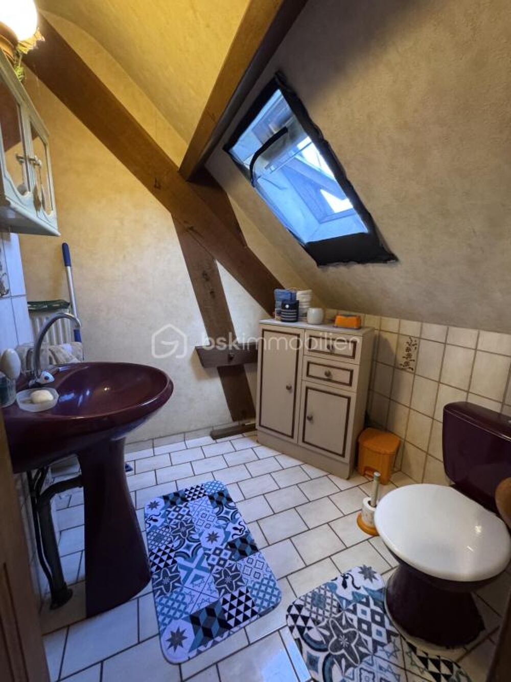 Vente Maison La maison où chacun a enfin sa place : 153 m², 5 chambres possibles, sous-sol total, 2 garages, 1 979 m² clos Vitry le croise