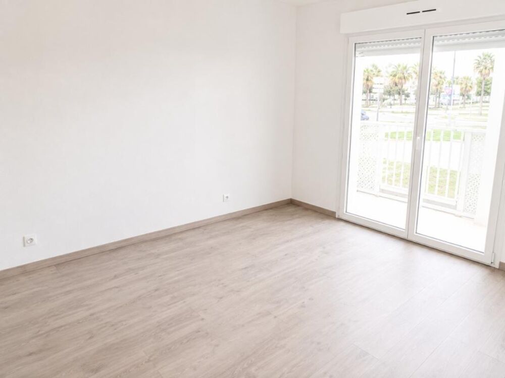 Location Appartement T3 avec terrasse, balcon et parking à CENON Cenon