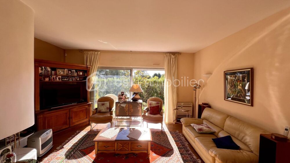 Vente Villa La Colle-sur-Loup – Villa familiale avec piscine, au calme, sans vis-à-vis La colle sur loup