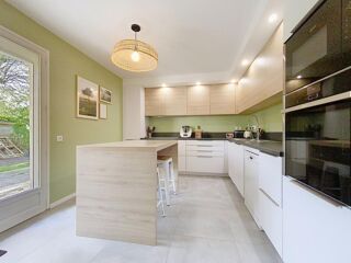  Villa à vendre 6 pièces 150 m²