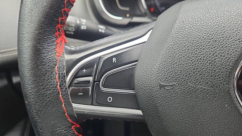 Sc&eacute;nic 1.7 Blue dCi 120 EDC6 Intens 2019 occasion 97419 La Possession