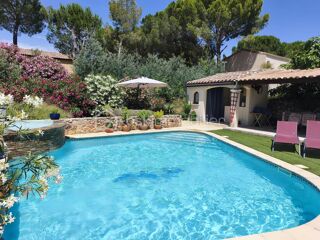  Propriété/château à vendre 8 pièces 150 m²