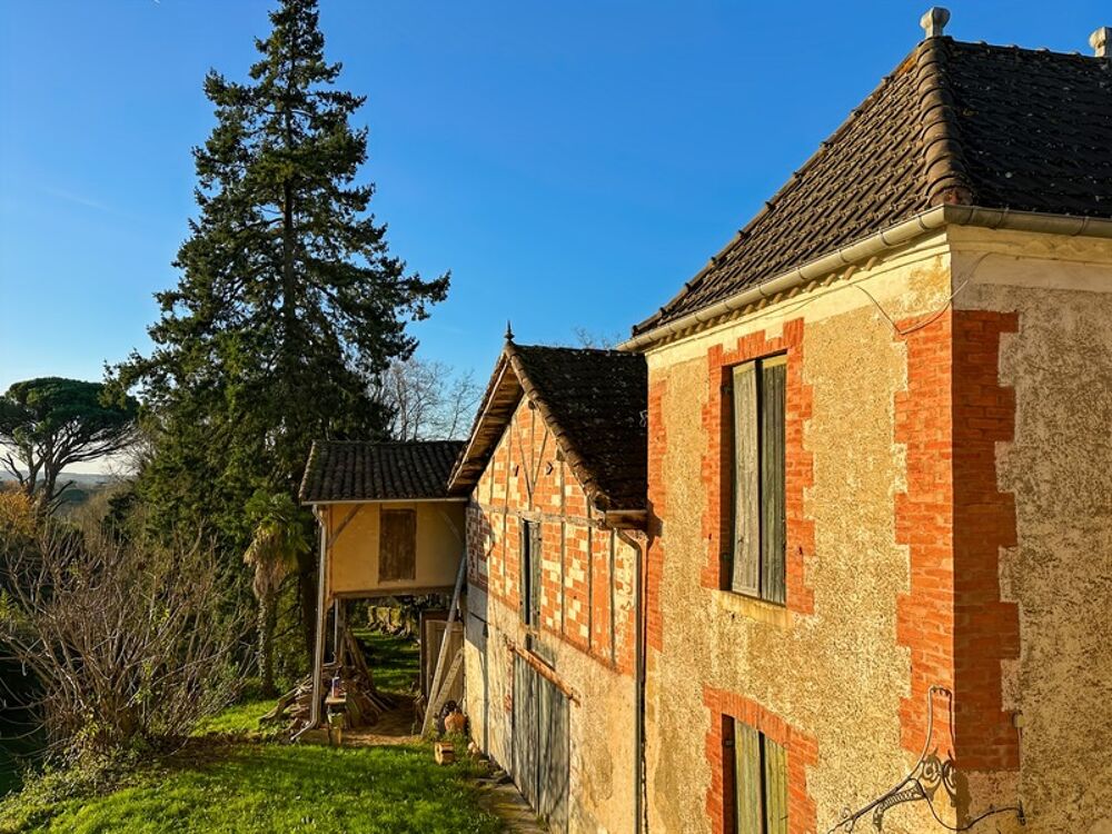 Vente Maison Dpt Gers (32) à vendre à LUPIAC - maison P6 de 150 m2 - terrain de 1868 m2 Lupiac