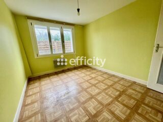  Maison � vendre 15 + pi�ces 275 m�