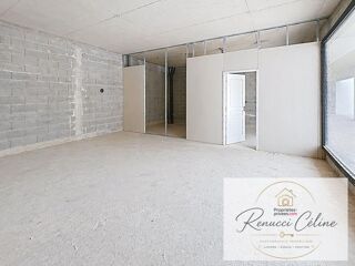  Immeuble à vendre 1 pièce 64 m²