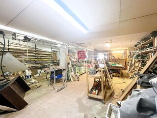  Remise / Grange � vendre 7 pi�ces 600 m�