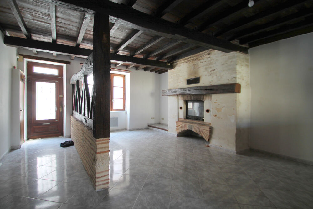 Maison de village de caractère à vendre 109 m²  3 chambres + Grenier aménageable (67 m²) - cour extèrieure