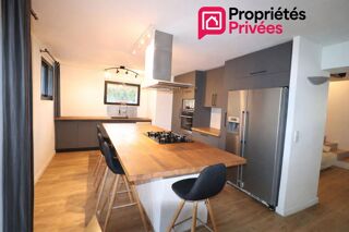  Maison � vendre 8 pi�ces 200 m�