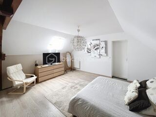  Maison  vendre 7 pices 230 m