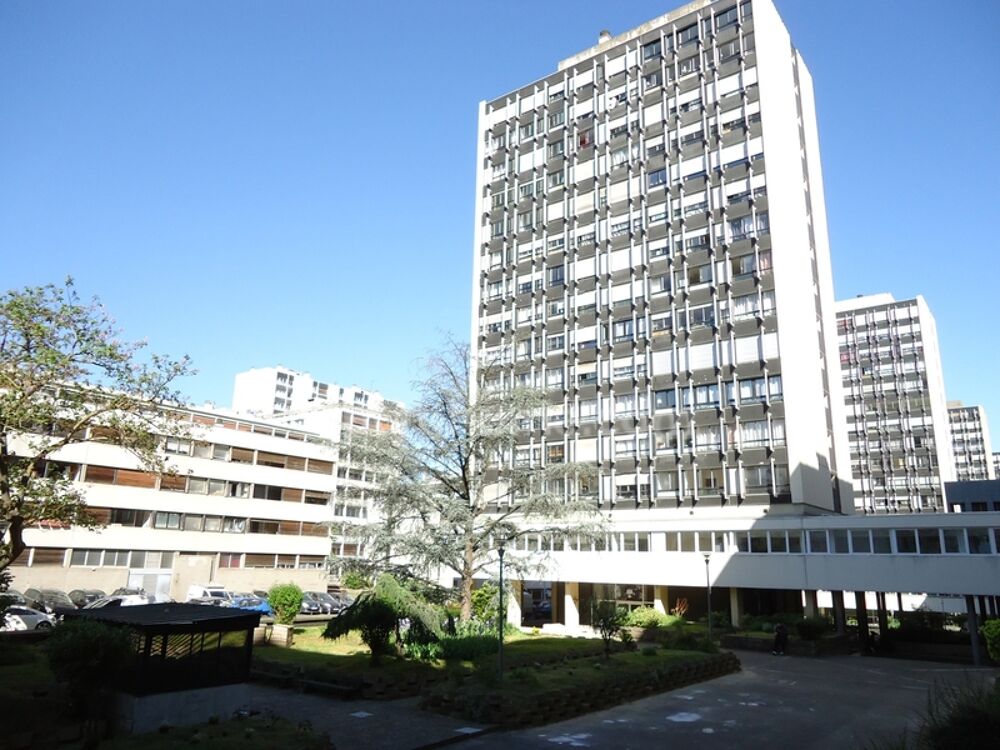 Sarcelles - Paul Herbé - Appartement 5 pièces / 3 chambres - 102 m2 - 180 000 €