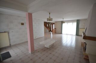  Maison  vendre 6 pices 196 m