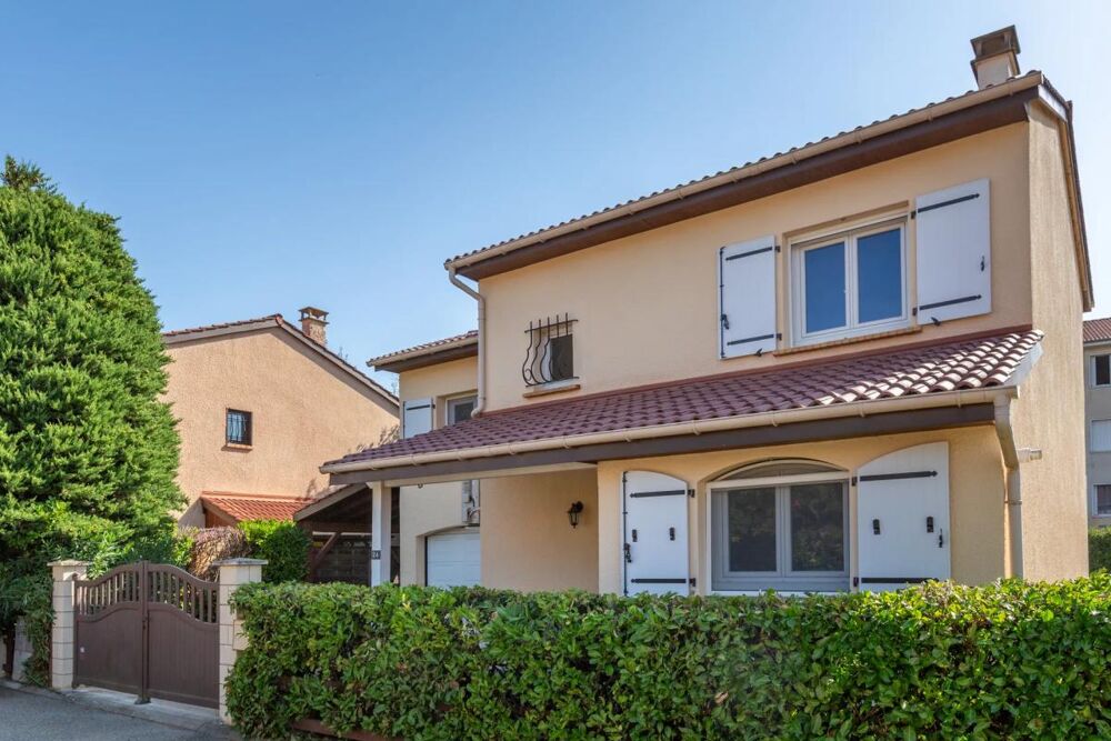 Maison de 4 pièces de 82 m² située à Corbas