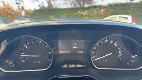 2008 1.2 PureTech 82 Active 2017 occasion 69008 Lyon