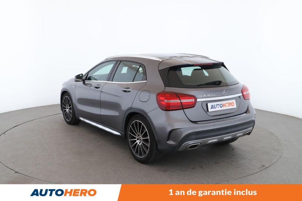 Classe GLA 180 d WhiteArt Edition 7G-DCT 109 ch 2017 occasion 92130 Issy-les-Moulineaux