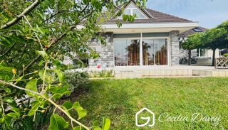  Villa � vendre 7 pi�ces 210 m�